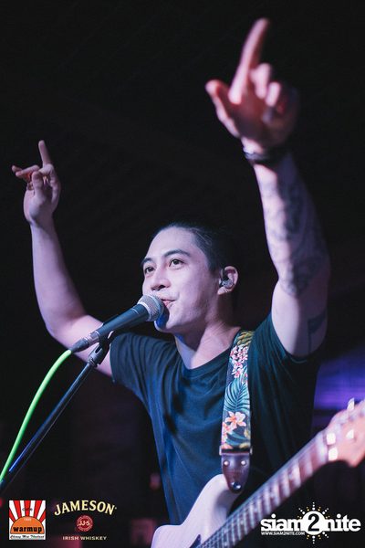 The Toys & Max Jenmana ที่ วอร์มอัพคาเฟ่ เชียงใหม่ — photo 103