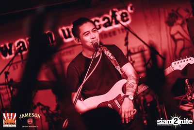 The Toys & Max Jenmana ที่ วอร์มอัพคาเฟ่ เชียงใหม่ — photo 131