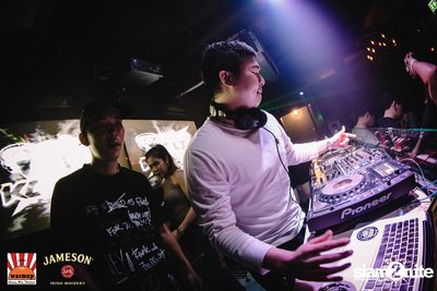 The Toys & Max Jenmana ที่ วอร์มอัพคาเฟ่ เชียงใหม่ — photo 152