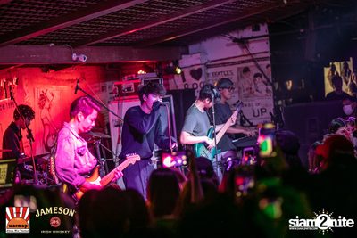 The Toys & Max Jenmana ที่ วอร์มอัพคาเฟ่ เชียงใหม่ — photo 160