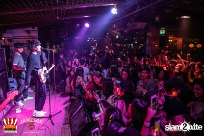 The Toys & Max Jenmana ที่ วอร์มอัพคาเฟ่ เชียงใหม่ — photo 163