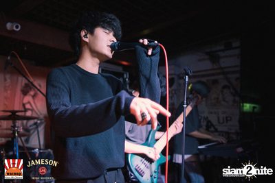 The Toys & Max Jenmana ที่ วอร์มอัพคาเฟ่ เชียงใหม่ — photo 181