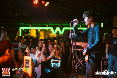 The Toys & Max Jenmana ที่ วอร์มอัพคาเฟ่ เชียงใหม่ — photo 193