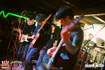 The Toys & Max Jenmana ที่ วอร์มอัพคาเฟ่ เชียงใหม่ — photo 196