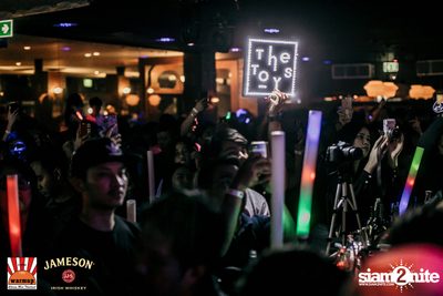 The Toys & Max Jenmana ที่ วอร์มอัพคาเฟ่ เชียงใหม่ — photo 225
