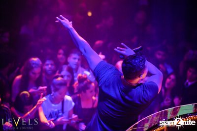 Jay Sean ที่ เลเวลส์ — photo 67
