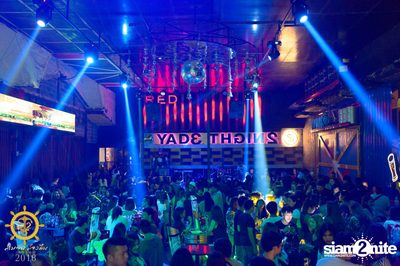 The Toys ที่ร้าน 3 วัน 2 คืน พระราม 5 — photo 17