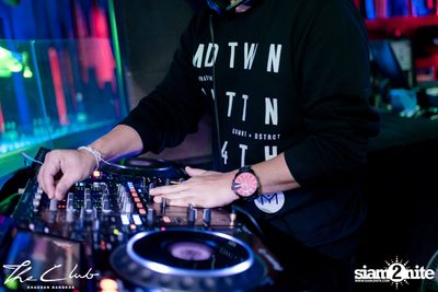 The Club Khaosan presents DJ Spydamonkee — photo 11