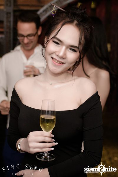 BLING IT กับ Bangkok Invaders ที่ ซิง ซิง เธียเตอร์ — photo 24