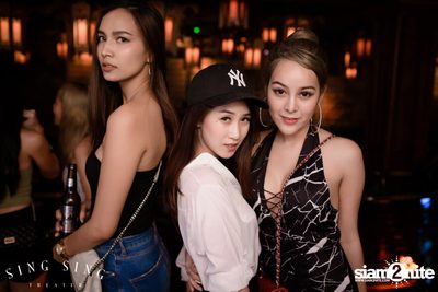 BLING IT กับ Bangkok Invaders ที่ ซิง ซิง เธียเตอร์ — photo 41