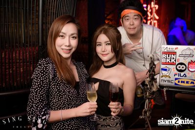 BLING IT กับ Bangkok Invaders ที่ ซิง ซิง เธียเตอร์ — photo 50