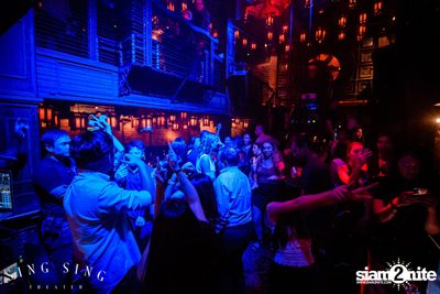 BLING IT กับ Bangkok Invaders ที่ ซิง ซิง เธียเตอร์ — photo 61