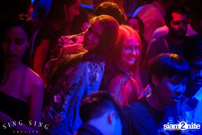 BLING IT กับ Bangkok Invaders ที่ ซิง ซิง เธียเตอร์ — photo 84