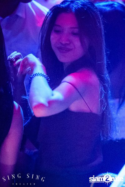 BLING IT กับ Bangkok Invaders ที่ ซิง ซิง เธียเตอร์ — photo 85
