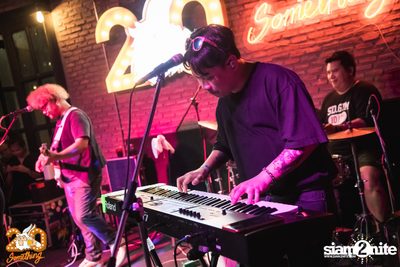 Nont Tanont x Polycat at 20Something Bar — photo 128