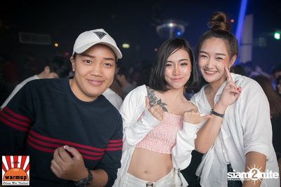 DJ Monster P x MC Super Choke ที่ วอร์ม อัพ คาเฟ่ เชียงใหม่ — photo 12