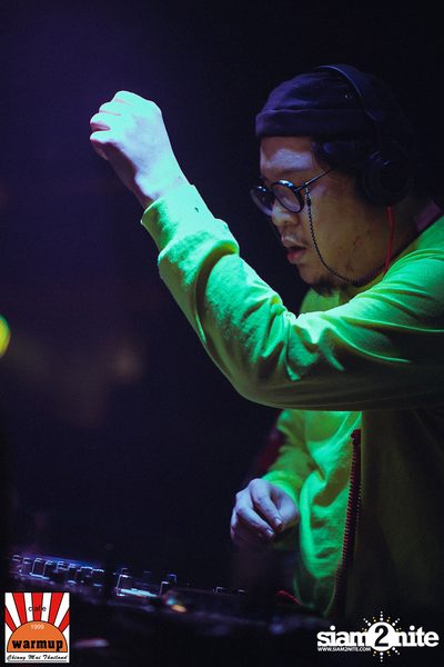 DJ Monster P x MC Super Choke ที่ วอร์ม อัพ คาเฟ่ เชียงใหม่ — photo 49