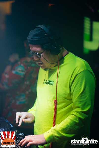 DJ Monster P x MC Super Choke ที่ วอร์ม อัพ คาเฟ่ เชียงใหม่ — photo 57