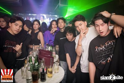 DJ Monster P x MC Super Choke ที่ วอร์ม อัพ คาเฟ่ เชียงใหม่ — photo 64