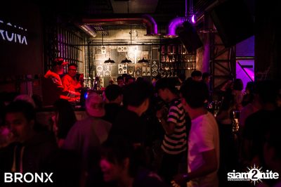 Twopee Southside ที่ บรองซ์ — photo 91