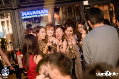 Friday Night at AINU Bar — photo 33