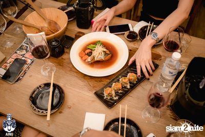 Friday Night at AINU Bar — photo 50