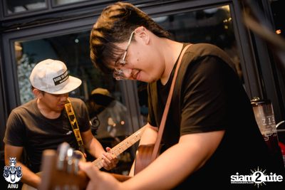 Friday Night at AINU Bar — photo 60