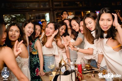 Friday Night at AINU Bar — photo 68