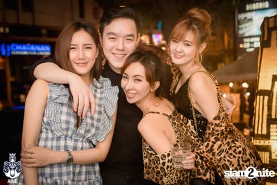 Friday Night at AINU Bar — photo 71