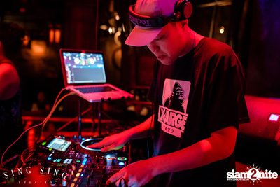 BLING IT กับ Bangkok Invaders ที่ ซิง ซิง เธียเตอร์ — photo 17