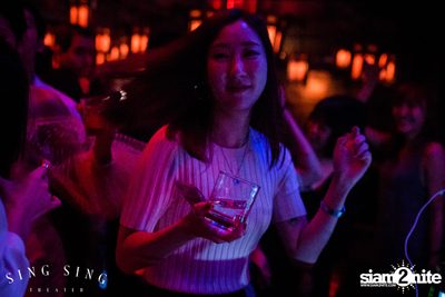 BLING IT กับ Bangkok Invaders ที่ ซิง ซิง เธียเตอร์ — photo 65