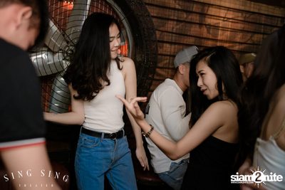 BLING IT กับ Bangkok Invaders ที่ ซิง ซิง เธียเตอร์ — photo 71