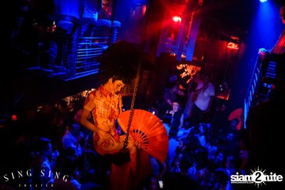 BLING IT กับ Bangkok Invaders ที่ ซิง ซิง เธียเตอร์ — photo 72
