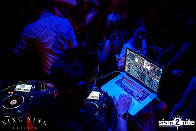 BLING IT กับ Bangkok Invaders ที่ ซิง ซิง เธียเตอร์ — photo 79