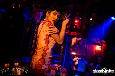 BLING IT กับ Bangkok Invaders ที่ ซิง ซิง เธียเตอร์ — photo 104