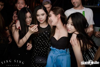 BLING IT กับ Bangkok Invaders ที่ ซิง ซิง เธียเตอร์ — photo 125