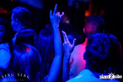 BLING IT กับ Bangkok Invaders ที่ ซิง ซิง เธียเตอร์ — photo 129