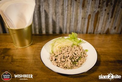 คืนวันศุกร์กับ Estrella Galicia Draught ที่ วิชเบียร์ เดอะ วิว — photo 6