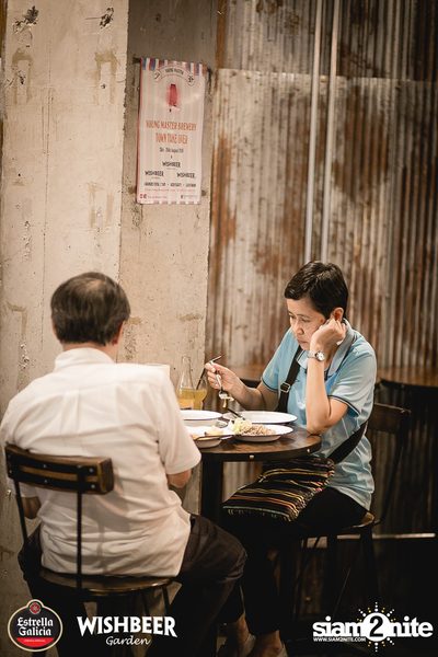 คืนวันศุกร์กับ Estrella Galicia Draught ที่ วิชเบียร์ เดอะ วิว — photo 9