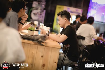 คืนวันศุกร์กับ Estrella Galicia Draught ที่ วิชเบียร์ เดอะ วิว — photo 23