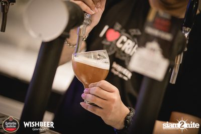 คืนวันศุกร์กับ Estrella Galicia Draught ที่ วิชเบียร์ เดอะ วิว — photo 25