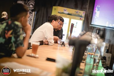 คืนวันศุกร์กับ Estrella Galicia Draught ที่ วิชเบียร์ เดอะ วิว — photo 40