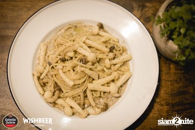 คืนวันศุกร์กับ Estrella Galicia Draught ที่ วิชเบียร์ เดอะ วิว — photo 48