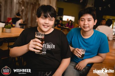 คืนวันศุกร์กับ Estrella Galicia Draught ที่ วิชเบียร์ เดอะ วิว — photo 60