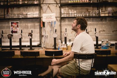 คืนวันศุกร์กับ Estrella Galicia Draught ที่ วิชเบียร์ เดอะ วิว — photo 64