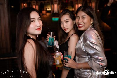 BLING IT กับ Bangkok Invaders ที่ ซิง ซิง เธียเตอร์ — photo 12