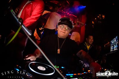 BLING IT กับ Bangkok Invaders ที่ ซิง ซิง เธียเตอร์ — photo 64