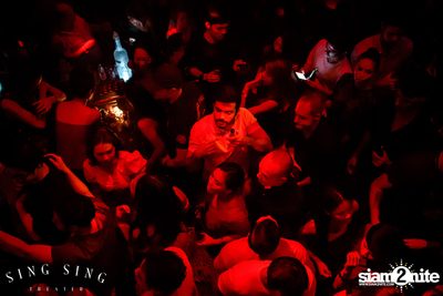 BLING IT กับ Bangkok Invaders ที่ ซิง ซิง เธียเตอร์ — photo 86
