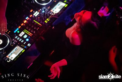 BLING IT กับ Bangkok Invaders ที่ ซิง ซิง เธียเตอร์ — photo 92
