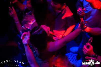 BLING IT กับ Bangkok Invaders ที่ ซิง ซิง เธียเตอร์ — photo 93